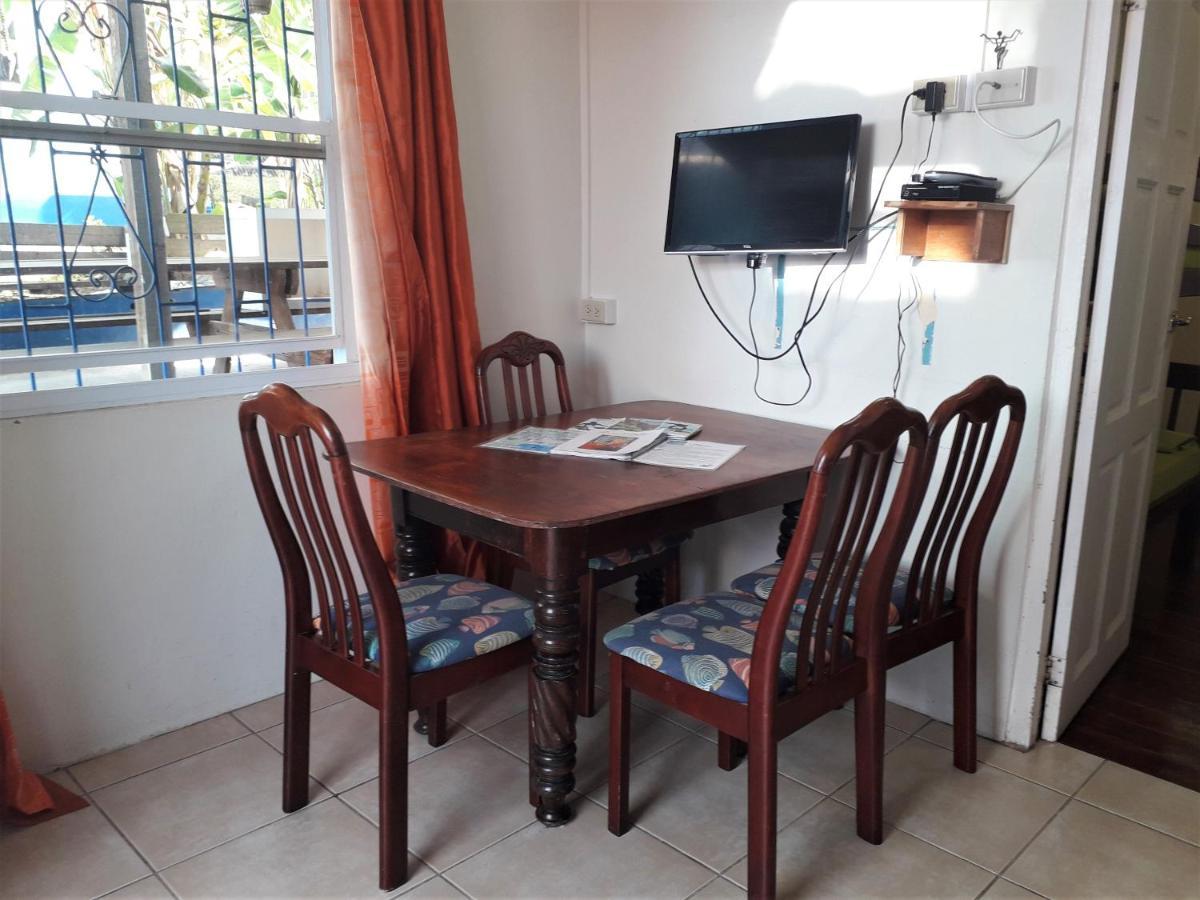 Miller'S Guest House Buccoo Bagian luar foto