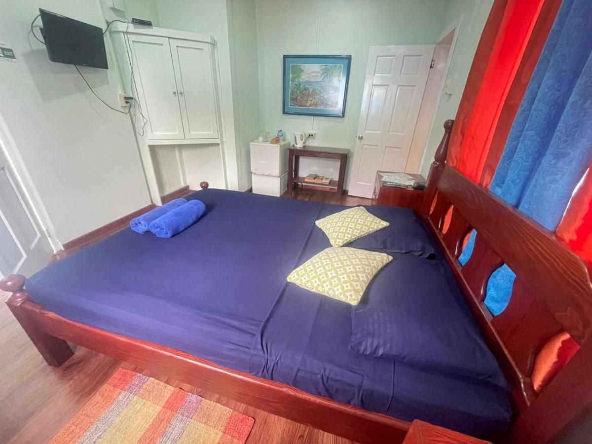 Miller'S Guest House Buccoo Bagian luar foto